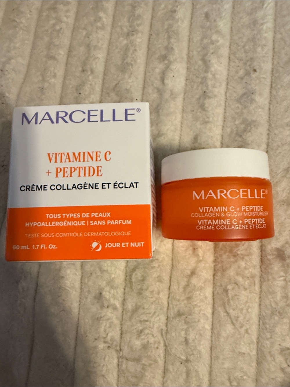 Vitamin C + Peptide Collagen & Glow Moisturizer - Orange